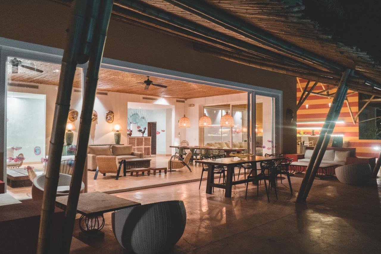 Tanusas Retreat & Spa Puerto Cayo Bagian luar foto