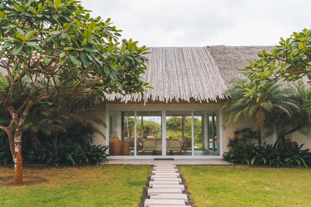 Tanusas Retreat & Spa Puerto Cayo Bagian luar foto