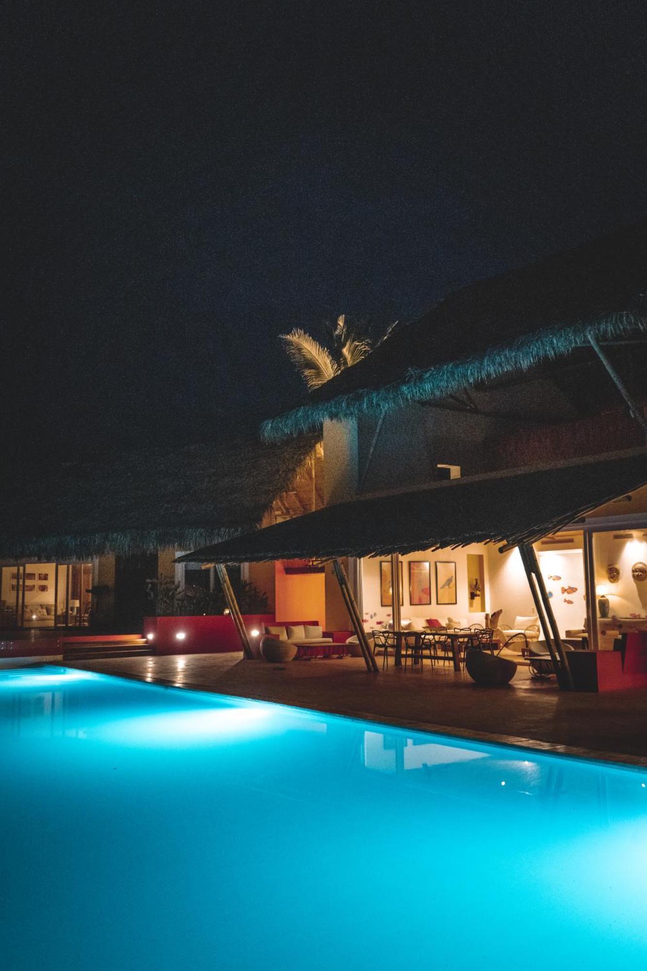 Tanusas Retreat & Spa Puerto Cayo Bagian luar foto