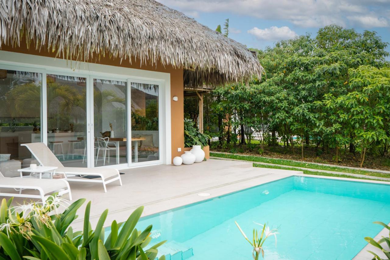 Tanusas Retreat & Spa Puerto Cayo Bagian luar foto